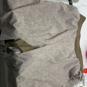 Lululemon The Short 9”